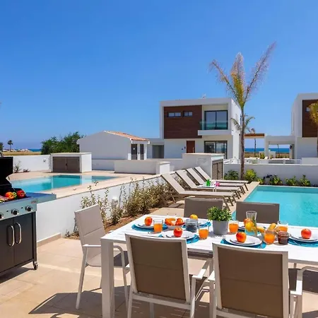 Larnaca Blue 10 * Softades